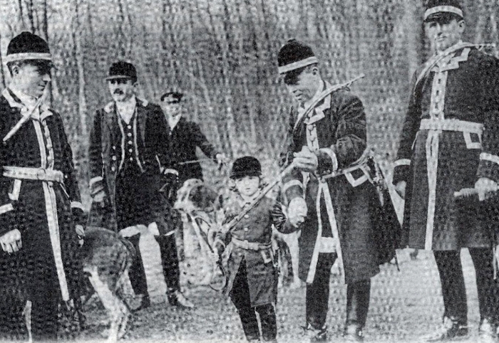 Années 1910 - Maurice Loubet, Georges Menier, Hubert Menier enfant, Alfred Loubet et Hubert - Société de Vènerie